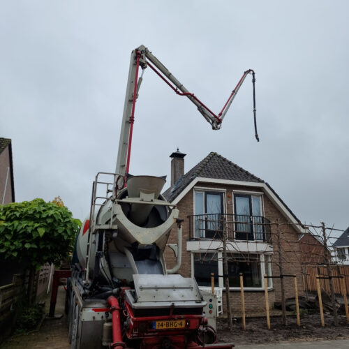 Totale verbouwing woning en plaatsen aanbouw